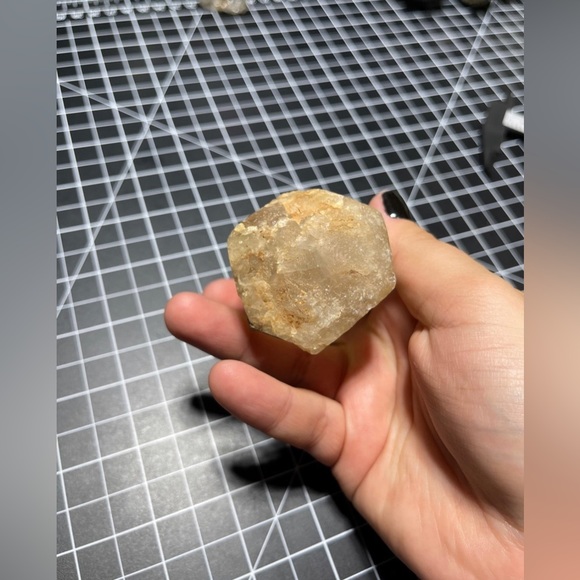 Natural Citrine Raw Point from Congo - Picture 4 of 12